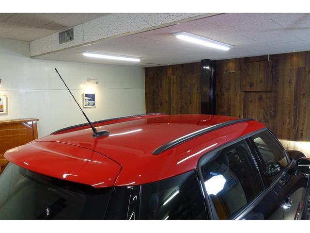 ジョンクーパーワークス クロスオーバー ミニ・クーパー中古車 当店認定中古車 社外SDナビ DVD 地デジ Bluetooth ブラックレザーシート シートヒーター ブラックインナーヘッドライト オートクルーズ 距離19000キロ(20枚目)
