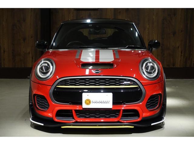 ジョンクーパーワークス ミニ クーパー中古車 ナビ バックカメラ ジオミックエアロボディキット リアウイング ETC 18インチホイール ジオミックダウンサス ハーマンカードンオーディオ ジオミックマフラー(4枚目)