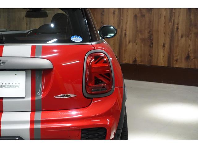 ジョンクーパーワークス ミニ クーパー中古車 ナビ バックカメラ ジオミックエアロボディキット リアウイング ETC 18インチホイール ジオミックダウンサス ハーマンカードンオーディオ ジオミックマフラー(24枚目)