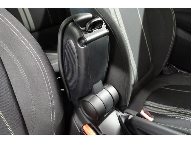 ジョンクーパーワークス ミニ クーパー中古車 ナビ バックカメラ ジオミックエアロボディキット リアウイング ETC 18インチホイール ジオミックダウンサス ハーマンカードンオーディオ ジオミックマフラー(65枚目)