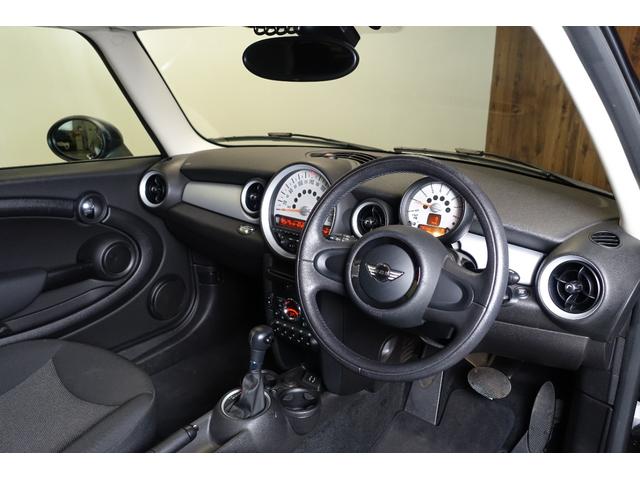クーパー クラブマン ミニ アイスドチョコレート 中古車 CD アンビエントライト クラブドア カムデンヘッドライト HID 48000キロ(20枚目)