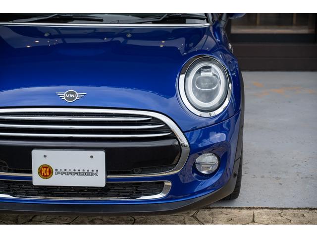 ＭＩＮＩ クーパー　コンバーチブル　全国対応６ヶ月保証付き　スターライトブルー　純正ナビ　ヒートシーター　レザーシート　タッチパネル　バックカメラ　パーキングセンサー　ＭＩＮＩＹｏｕｒｓ　ソフトトップ　コンフォートアクセス（17枚目）