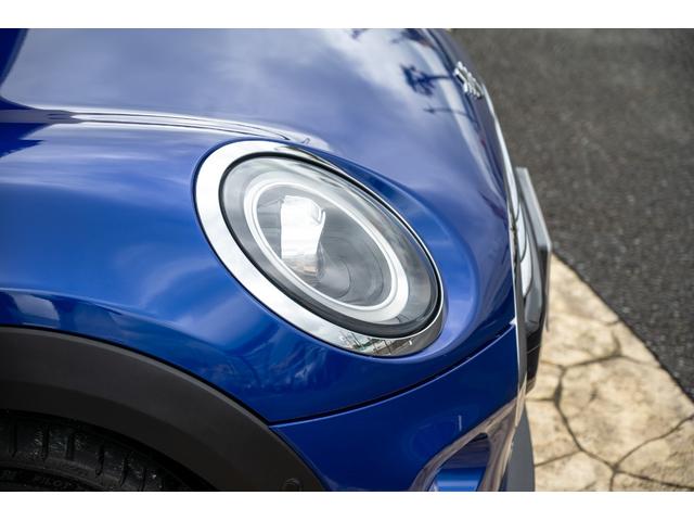 ＭＩＮＩ クーパー　コンバーチブル　全国対応６ヶ月保証付き　スターライトブルー　純正ナビ　ヒートシーター　レザーシート　タッチパネル　バックカメラ　パーキングセンサー　ＭＩＮＩＹｏｕｒｓ　ソフトトップ　コンフォートアクセス（21枚目）