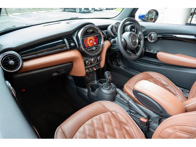 ＭＩＮＩ クーパー　コンバーチブル　全国対応６ヶ月保証付き　スターライトブルー　純正ナビ　ヒートシーター　レザーシート　タッチパネル　バックカメラ　パーキングセンサー　ＭＩＮＩＹｏｕｒｓ　ソフトトップ　コンフォートアクセス（32枚目）