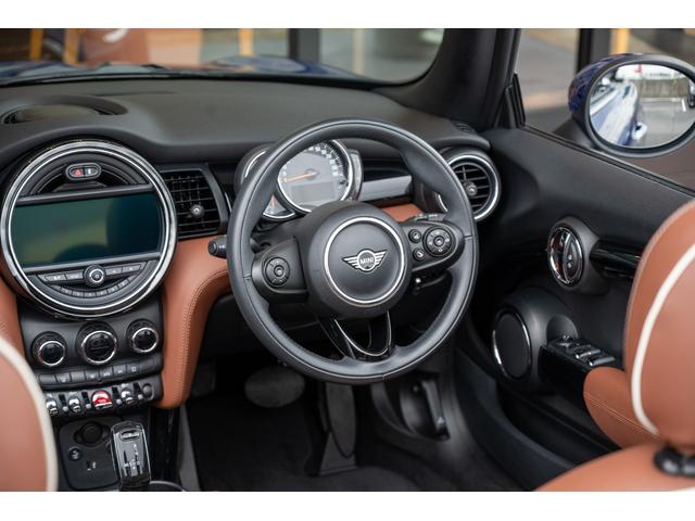ＭＩＮＩ クーパー　コンバーチブル　全国対応６ヶ月保証付き　スターライトブルー　純正ナビ　ヒートシーター　レザーシート　タッチパネル　バックカメラ　パーキングセンサー　ＭＩＮＩＹｏｕｒｓ　ソフトトップ　コンフォートアクセス（33枚目）