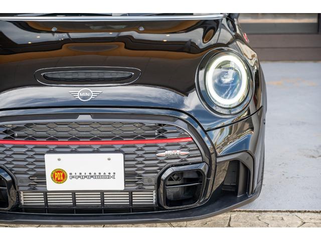 ＭＩＮＩ ジョンクーパーワークス　エッセンシャル・トリム　ジョンクーパーワークス　ミッドナイトブラック　全国対応６ヶ月保証　タッチディスプレイ　純正ナビ　純正Ｂカメラ　ヘッドアップディスプレイ　ドライビングモード　低ダストパッド　インテリジェントセーフティー（15枚目）