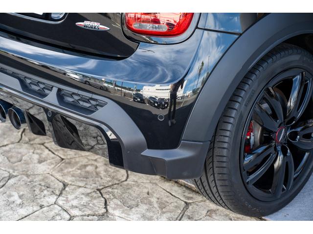 ＭＩＮＩ ジョンクーパーワークス　エッセンシャル・トリム　ジョンクーパーワークス　ミッドナイトブラック　全国対応６ヶ月保証　タッチディスプレイ　純正ナビ　純正Ｂカメラ　ヘッドアップディスプレイ　ドライビングモード　低ダストパッド　インテリジェントセーフティー（25枚目）