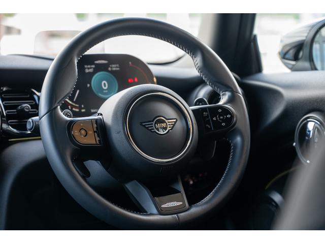 ＭＩＮＩ ジョンクーパーワークス　エッセンシャル・トリム　ジョンクーパーワークス　ミッドナイトブラック　全国対応６ヶ月保証　タッチディスプレイ　純正ナビ　純正Ｂカメラ　ヘッドアップディスプレイ　ドライビングモード　低ダストパッド　インテリジェントセーフティー（34枚目）