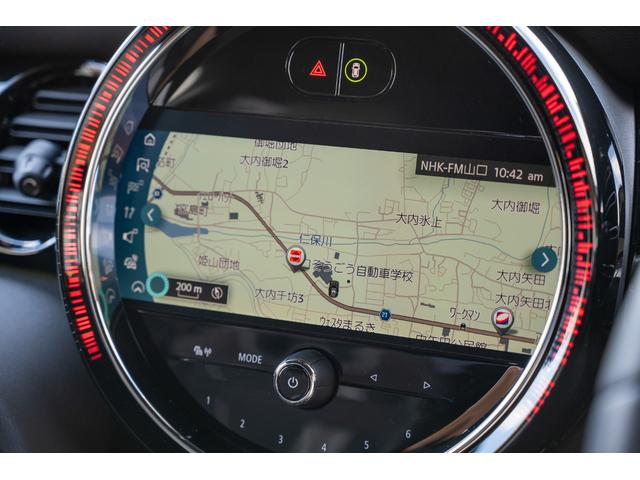 ＭＩＮＩ ジョンクーパーワークス　エッセンシャル・トリム　ジョンクーパーワークス　ミッドナイトブラック　全国対応６ヶ月保証　タッチディスプレイ　純正ナビ　純正Ｂカメラ　ヘッドアップディスプレイ　ドライビングモード　低ダストパッド　インテリジェントセーフティー（41枚目）
