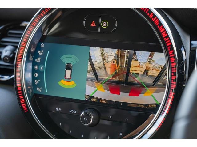 ＭＩＮＩ ジョンクーパーワークス　エッセンシャル・トリム　ジョンクーパーワークス　ミッドナイトブラック　全国対応６ヶ月保証　タッチディスプレイ　純正ナビ　純正Ｂカメラ　ヘッドアップディスプレイ　ドライビングモード　低ダストパッド　インテリジェントセーフティー（43枚目）