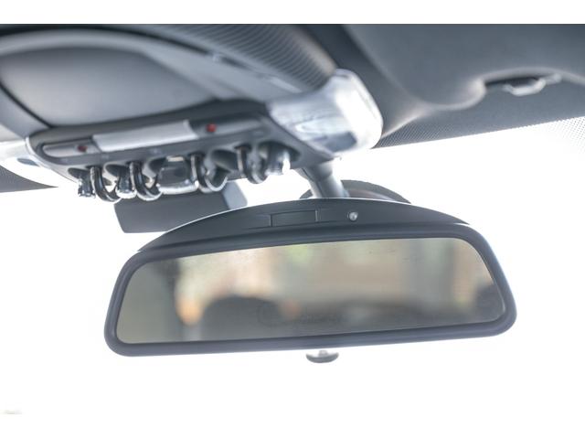 ＭＩＮＩ ジョンクーパーワークス　ジョンクーパーワークス　ミッドナイトブラック　全国対応６ヶ月保証　タッチディスプレイ　アムゼックスステアリング　純正ナビ　ドライビングモード　スマホチャージャー　ハーマンカードン　オリジナルホイール（39枚目）