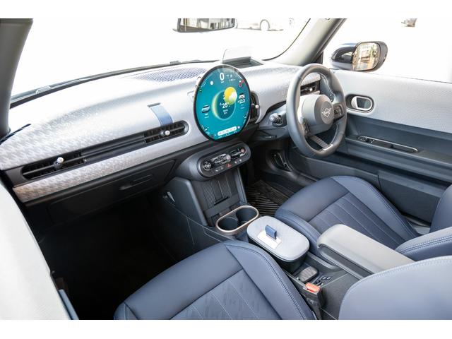 ＭＩＮＩ クーパーＳ　フェイバリット・トリム　Ｆ６６　クーパーＳ　ナノクホワイト　全国対応６ヶ月保証　３６０度ビュー　べスキンレザー　ワイヤレスチャージャー　純正ナビ　バックカメラ　ブラインドスポットモニター　前後パーキングセンサー（30枚目）