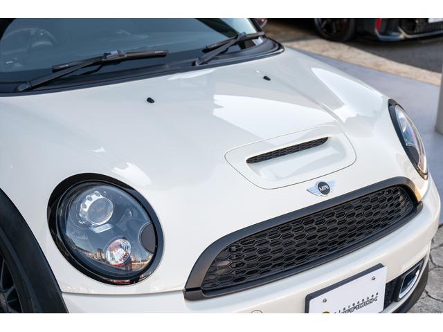MINI クーパーS ペッパーホワイト ユーザー買取 デジタルインナーミラー 社外ナビ バックカメラ 追加オーディオ OZレーシングホイール サンルーフ ユニオンジャックテール オートライト 禁煙車(18枚目)