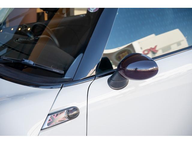 MINI クーパーS ペッパーホワイト ユーザー買取 デジタルインナーミラー 社外ナビ バックカメラ 追加オーディオ OZレーシングホイール サンルーフ ユニオンジャックテール オートライト 禁煙車(21枚目)
