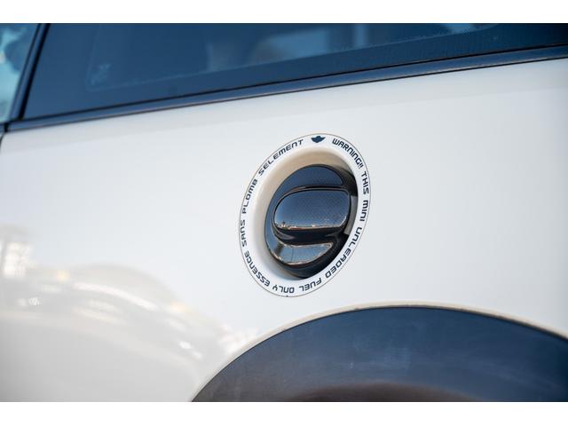 MINI クーパーS ペッパーホワイト ユーザー買取 デジタルインナーミラー 社外ナビ バックカメラ 追加オーディオ OZレーシングホイール サンルーフ ユニオンジャックテール オートライト 禁煙車(23枚目)