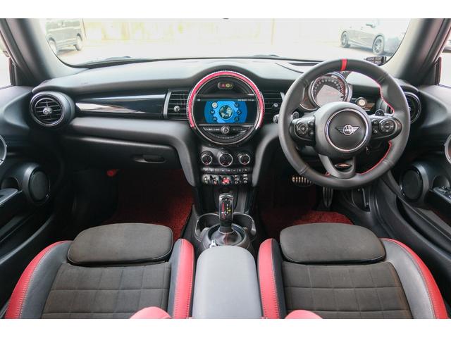 ＭＩＮＩ ジョンクーパーワークス　レベルグリーン　全国対応６ヶ月保証　サンルーフ　ＲＥＭＵＳマフラー　コンフォートアクセス　アクティブクルーズコントロール　インテリジェントセーフティ　バックカメラ　純正ナビ　デジタルインナーミラー（40枚目）