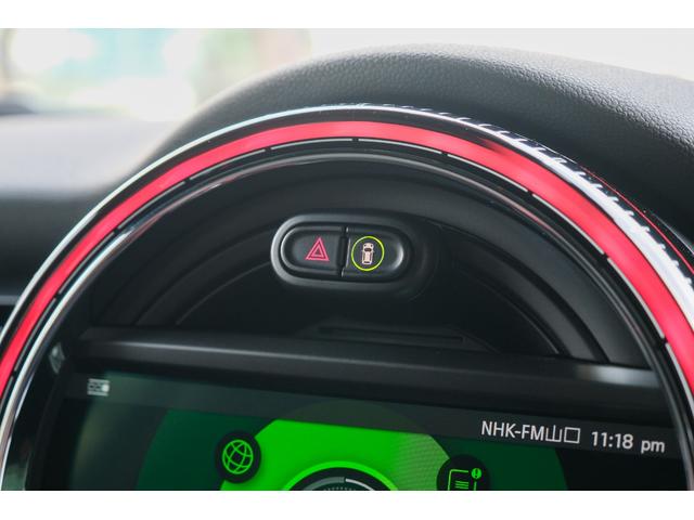 ＭＩＮＩ ジョンクーパーワークス　レベルグリーン　全国対応６ヶ月保証　サンルーフ　ＲＥＭＵＳマフラー　コンフォートアクセス　アクティブクルーズコントロール　インテリジェントセーフティ　バックカメラ　純正ナビ　デジタルインナーミラー（49枚目）