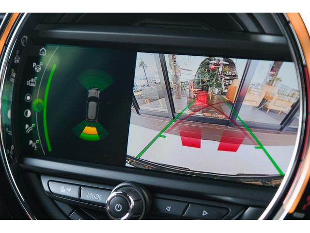 ＭＩＮＩ ジョンクーパーワークス　レベルグリーン　全国対応６ヶ月保証　サンルーフ　ＲＥＭＵＳマフラー　コンフォートアクセス　アクティブクルーズコントロール　インテリジェントセーフティ　バックカメラ　純正ナビ　デジタルインナーミラー（51枚目）