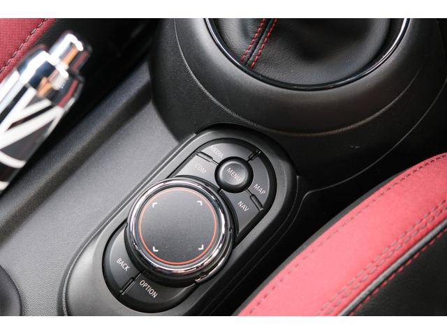 ＭＩＮＩ ジョンクーパーワークス　レベルグリーン　全国対応６ヶ月保証　サンルーフ　ＲＥＭＵＳマフラー　コンフォートアクセス　アクティブクルーズコントロール　インテリジェントセーフティ　バックカメラ　純正ナビ　デジタルインナーミラー（59枚目）