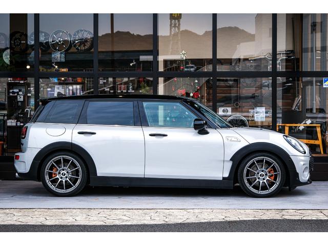 MINI クーパーSD クラブマン ホワイトシルバー 全国対応6ヶ月保証 純正タッチスクリーンナビ バックカメラ アクティブクルーズコントロール ドライビングモード インテリジェントセーフティ ADVAN Racing(7枚目)