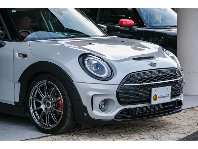 MINI クーパーSD クラブマン ホワイトシルバー 全国対応6ヶ月保証 純正タッチスクリーンナビ バックカメラ アクティブクルーズコントロール ドライビングモード インテリジェントセーフティ ADVAN Racing(19枚目)