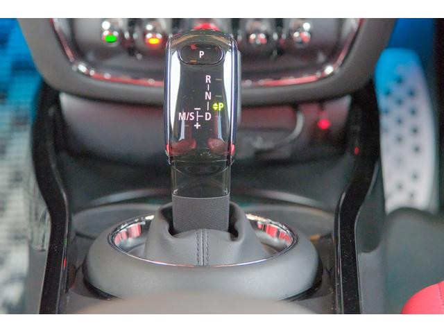 MINI クーパーSD クラブマン ホワイトシルバー 全国対応6ヶ月保証 純正タッチスクリーンナビ バックカメラ アクティブクルーズコントロール ドライビングモード インテリジェントセーフティ ADVAN Racing(53枚目)