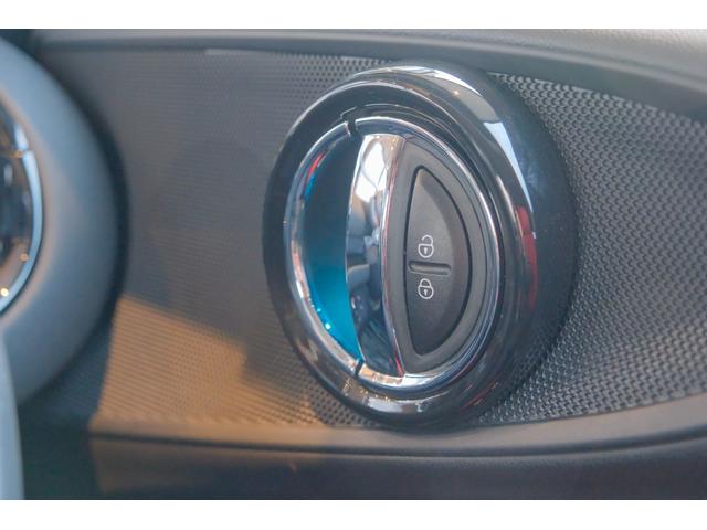 MINI クーパーSD クラブマン ホワイトシルバー 全国対応6ヶ月保証 純正タッチスクリーンナビ バックカメラ アクティブクルーズコントロール ドライビングモード インテリジェントセーフティ ADVAN Racing(62枚目)