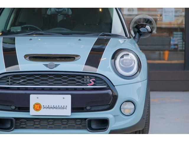 MINI アイスブルーブラックエディション アイスブルー 全国対応6ヶ月保証 6M/T タッチスクリーンナビ バックカメラ アクティブクルーズコントロール ドライビングモード インテリジェントセーフティ REMUSマフラー O.ZRacing(15枚目)