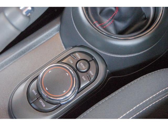 MINI アイスブルーブラックエディション アイスブルー 全国対応6ヶ月保証 6M/T タッチスクリーンナビ バックカメラ アクティブクルーズコントロール ドライビングモード インテリジェントセーフティ REMUSマフラー O.ZRacing(56枚目)