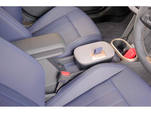 ＭＩＮＩ クーパーＳ　フェイバリット・トリム　レジェンドグレー　全国対応６ヶ月保証　３６０度ビュー　べスキンレザー　ワイヤレスチャージャー　純正ナビ　バックカメラ　ブラインドスポットモニター　前後パーキングセンサー　ドライブレコーダー（57枚目）