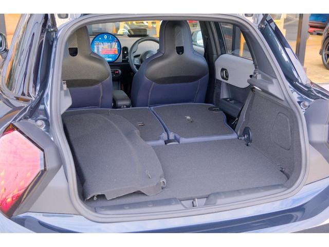 ＭＩＮＩ クーパーＳ　フェイバリット・トリム　レジェンドグレー　全国対応６ヶ月保証　３６０度ビュー　べスキンレザー　ワイヤレスチャージャー　純正ナビ　バックカメラ　ブラインドスポットモニター　前後パーキングセンサー　ドライブレコーダー（74枚目）