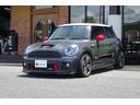 ＭＩＮＩ ジョンクーパーワークスＧＰ　ミニ・クーパー中古車　当店認定中古車　２００台限定　６速ミッション　距離３８０００キロ　ＧＰ専用１７ｉｎ　ＧＰステッカー張替えリフレッシュ済　３９０００キロ（2枚目）