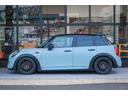 MINI アイスブルーブラックエディション アイスブルー 全国対応6ヶ月保証 6M/T タッチスクリーンナビ バックカメラ アクティブクルーズコントロール ドライビングモード インテリジェントセーフティ REMUSマフラー O.ZRacing(8枚目)