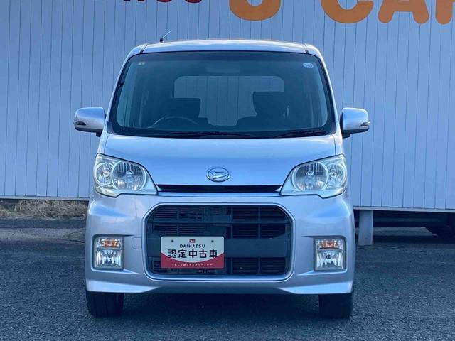 タントエグゼ カスタムＲＳ　ターボ車　ＣＤチューナー　電動格納ドアミラー　キーレスエントリー　アルミホイール　オートエアコン（2枚目）