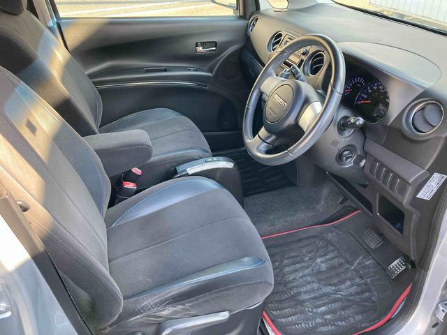 タントエグゼ カスタムＲＳ　ターボ車　ＣＤチューナー　電動格納ドアミラー　キーレスエントリー　アルミホイール　オートエアコン（26枚目）