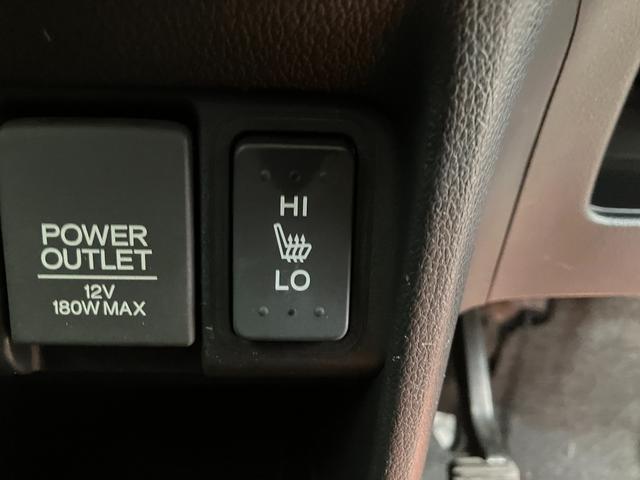 Ｎ－ＢＯＸ ２トーンカラースタイル　Ｇ　ＳＳパッケージ　純正　ワイドＳＤナビ／シティーブレーキアクティブシステム（ホンダ）／両側電動スライドドア／シートヒーター／ヘッドランプ　ＨＩＤ／Ｂｌｕｅｔｏｏｔｈ接続／ＥＴＣ／ドラレコ／バックカメラ／電動格納ミラー（9枚目）