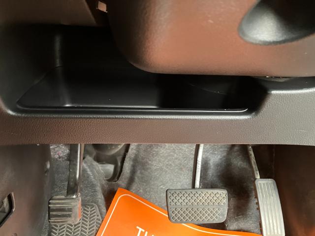 Ｎ－ＢＯＸ ２トーンカラースタイル　Ｇ　ＳＳパッケージ　純正　ワイドＳＤナビ／シティーブレーキアクティブシステム（ホンダ）／両側電動スライドドア／シートヒーター／ヘッドランプ　ＨＩＤ／Ｂｌｕｅｔｏｏｔｈ接続／ＥＴＣ／ドラレコ／バックカメラ／電動格納ミラー（69枚目）