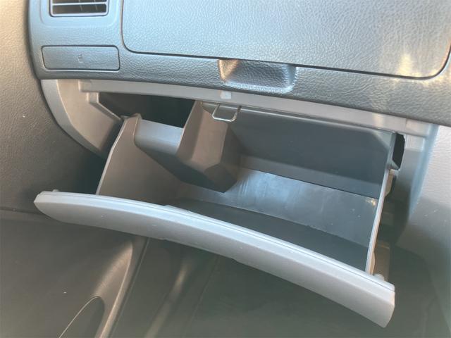 収納もたくさん付いています。大きなものから小さなものまで使う方の気持ちを考えた気遣いが嬉しいですね♪