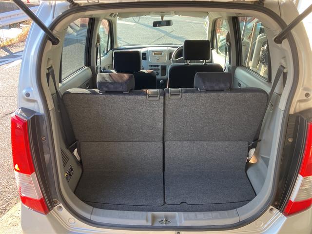 ワゴンＲ ＦＸ　キーレスエントリー　電動格納ミラー　ＭＴ　ＣＤ　エアコン　パワーウィンドウ　運転席エアバッグ　助手席エアバッグ（17枚目）