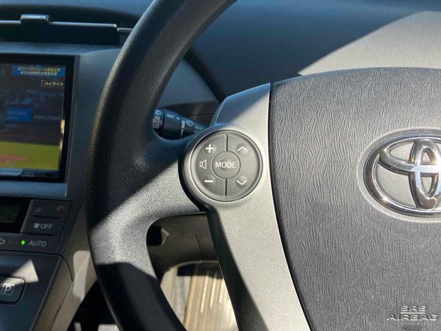プリウス Ｓツーリングセレクション　後期型　アルパインナビ　フルセグＴＶ　Ｂｌｕｅｔｏｏｔｈ接続可　バックカメラ　トノカバーあり　ＣＤ／ＤＶＤ再生可　修復歴なし　純正アルミホイール　クルーズコントロール　スマートキー　プッシュスタート（21枚目）