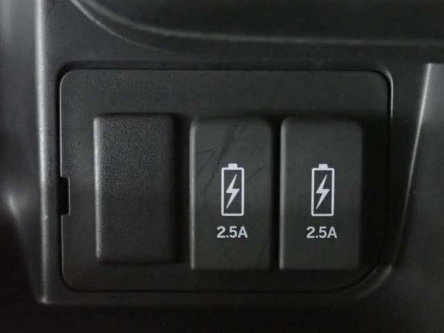 G・Lホンダセンシング 衝突軽減ブレーキ LEDヘッドライト スマートキ AUX対応 Wエアバック テレビ オートクルーズ 横滑防止 CD キーフリー ワンセグTV ETC 両側スライド片側電動ドア パワーステアリング PW(9枚目)