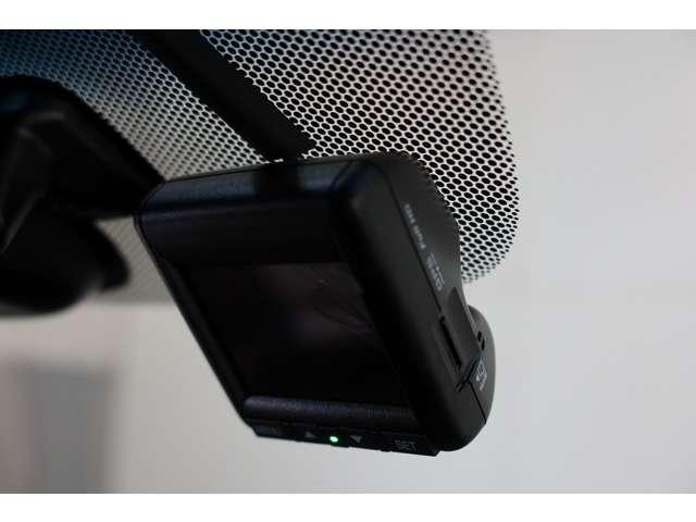 ハイブリッド・クロスターホンダセンシング 衝突軽減ブレーキ LEDヘッドライト ナビTV 横滑り防止 Bカメラ LEDヘッドライト 前席シートヒーター 3列シート アイドリングストップ CD ETC スマートキー メモリーナビ アルミホイール(5枚目)