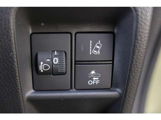 ファン 当社デモカー 禁煙 ホンダセンシング 衝突軽減ブレーキ LEDヘッドライト 8インチ純正ナビゲーション バックカメラ ドライブレコーダー アクティブクルーズコントロール スマートキー(8枚目)