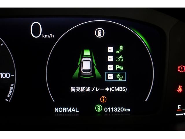 ＺＲ－Ｖ ｅ：ＨＥＶＺ　デモカーＵＰ・ホンダＣＯＮＮＥＣＴ・ＬＥＤ・フルセグ・純正ドラレコ・純正ＡＷ　クルーズＣ　レザー　盗難防止装置　Ｂカメラ　衝突被害軽減ブレーキ　ＬＥＤヘッド　シートヒーター　ソナー　オートエアコン（8枚目）