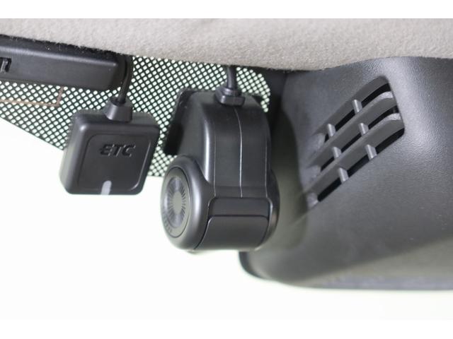 アルトラパン Ｘ　レーダーブレーキサポート搭載車　運転席エアバック　シートＨ　Ｉストップ　ＷＳＲＳ　パワーウィンド　地デジ　リアセンサー　セキュリティアラーム　ドラレコ付き　ＥＴＣ付　横滑防止装置　ＰＳ　ナビＴＶ（6枚目）