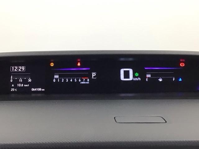 ステップワゴンスパーダ スパーダホンダセンシング　ＬＥＤ・フルセグ・メモリナビ・バックカメラ・純正ＡＷ・両側電動ドア・ＥＴＣ　ＰＣＳ　ワンオ－ナ－　オートクルーズ　スマートキー＆プッシュスタート　ＥＴＣ装備　サイドカーテンエアバック　横滑り防止機能（21枚目）