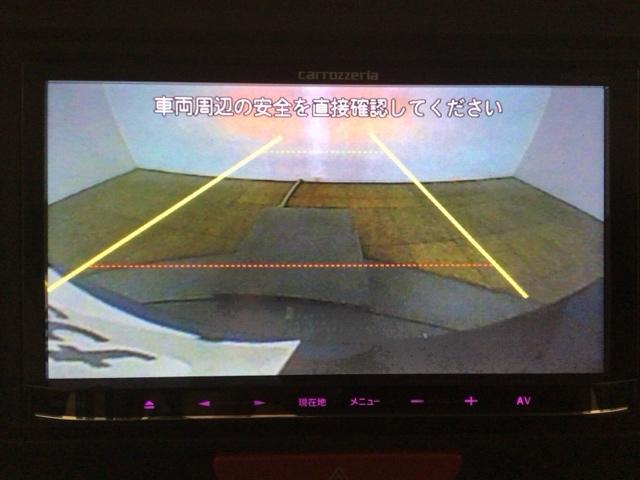 Ｎ－ＢＯＸカスタム ２トーンカラースタイルＧＳＳパッケージ　ＨＩＤ・ワンセグ・メモリナビ・バックカメラ・社外ＡＷ・両側電動ドア・ＥＴＣ　衝突被害軽減ブレーキ　横滑り防止システム　盗難警報装置　リアカメラ　ＥＴＣ車載器　オートエアコン　キーレス　クルコン（8枚目）