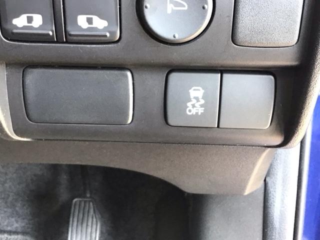 フリード Ｇジャストセレクション　ＨＩＤ・ワンセグ・メモリナビ・ＤＶＤ・バックカメラ・両側電動ドア・ＥＴＣ　両側Ｐスライドドア　Ｂモニター　スマトキー　助手席エアバッグ　ＡＵＴＯエアコン　１セグ　パワステ　ナビＴＶ　イモビ　ＰＷ（7枚目）