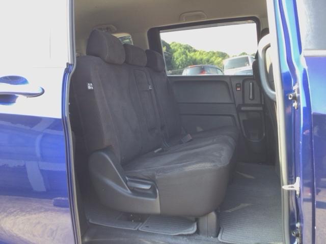 フリード Ｇジャストセレクション　ＨＩＤ・ワンセグ・メモリナビ・ＤＶＤ・バックカメラ・両側電動ドア・ＥＴＣ　両側Ｐスライドドア　Ｂモニター　スマトキー　助手席エアバッグ　ＡＵＴＯエアコン　１セグ　パワステ　ナビＴＶ　イモビ　ＰＷ（14枚目）