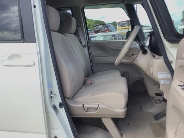 �y�O�ȁz�[���ȍL�����m�ۂ����A���K�ȑO�ȁI�C���e���A�J���[���������������F�ł���